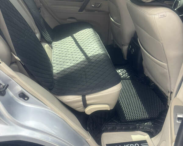 Мицубиси Паджеро Вагон, объемом двигателя 3 л и пробегом 250 тыс. км за 11700 $, фото 8 на Automoto.ua