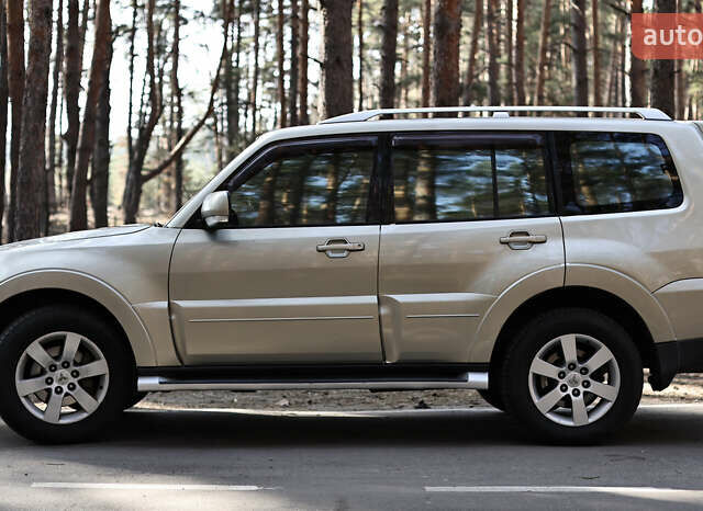 Міцубісі Паджеро Вагон, об'ємом двигуна 3.2 л та пробігом 426 тис. км за 10000 $, фото 9 на Automoto.ua