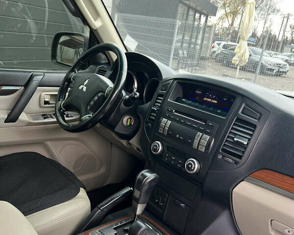 Мицубиси Паджеро Вагон, объемом двигателя 2.97 л и пробегом 228 тыс. км за 10300 $, фото 25 на Automoto.ua