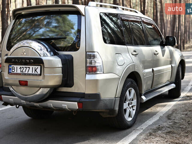 Міцубісі Паджеро Вагон, об'ємом двигуна 3.2 л та пробігом 426 тис. км за 10000 $, фото 10 на Automoto.ua