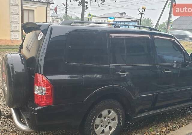 Мицубиси Паджеро Вагон, объемом двигателя 3 л и пробегом 304 тыс. км за 9200 $, фото 4 на Automoto.ua