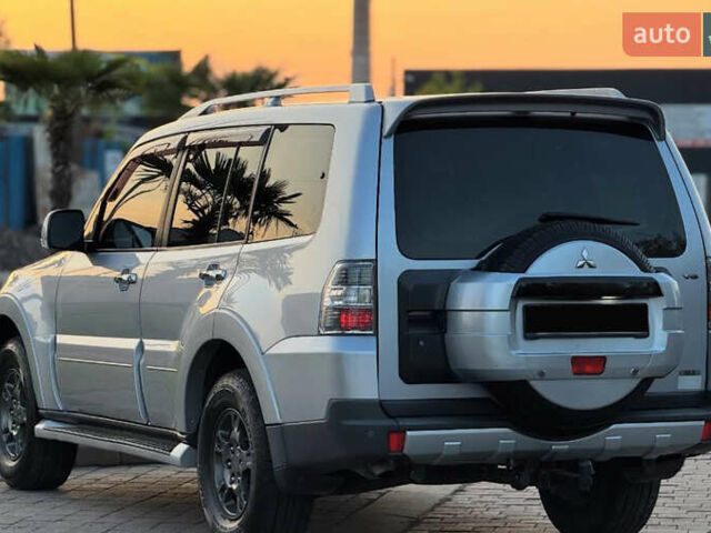 Мицубиси Паджеро Вагон, объемом двигателя 3 л и пробегом 250 тыс. км за 11700 $, фото 3 на Automoto.ua