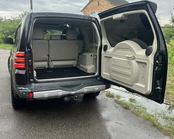 Мицубиси Паджеро Вагон, объемом двигателя 3.8 л и пробегом 330 тыс. км за 10900 $, фото 8 на Automoto.ua