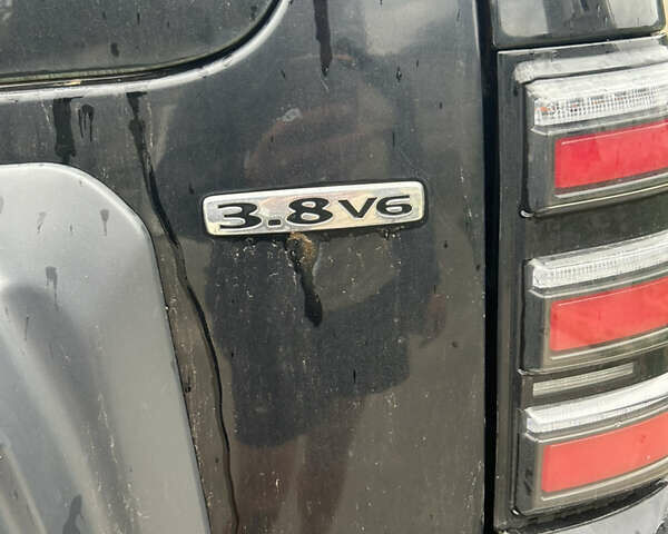 Мицубиси Паджеро Вагон, объемом двигателя 3.8 л и пробегом 330 тыс. км за 10900 $, фото 19 на Automoto.ua