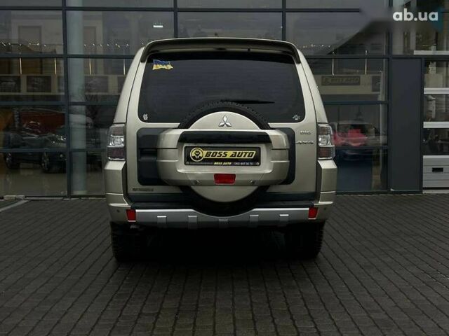 Мицубиси Паджеро Вагон, объемом двигателя 3.2 л и пробегом 146 тыс. км за 19200 $, фото 5 на Automoto.ua