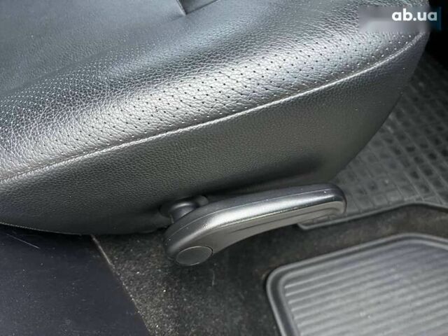 Мицубиси Паджеро Вагон, объемом двигателя 3.2 л и пробегом 146 тыс. км за 19200 $, фото 19 на Automoto.ua