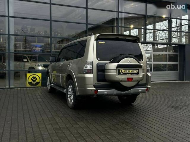 Мицубиси Паджеро Вагон, объемом двигателя 3.2 л и пробегом 146 тыс. км за 19200 $, фото 4 на Automoto.ua