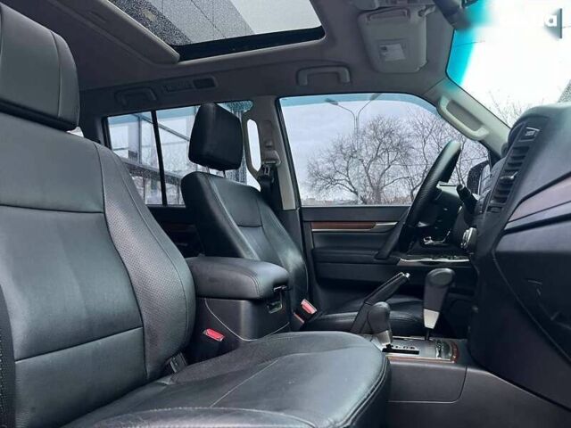 Мицубиси Паджеро Вагон, объемом двигателя 3.2 л и пробегом 146 тыс. км за 19200 $, фото 20 на Automoto.ua