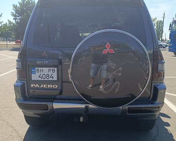 Серый Мицубиси Паджеро Вагон, объемом двигателя 3.2 л и пробегом 298 тыс. км за 10000 $, фото 3 на Automoto.ua