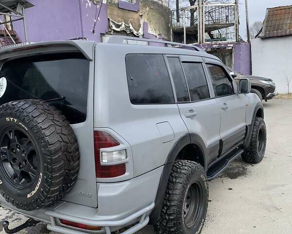 Сірий Міцубісі Паджеро Вагон, об'ємом двигуна 3.2 л та пробігом 255 тис. км за 6500 $, фото 3 на Automoto.ua