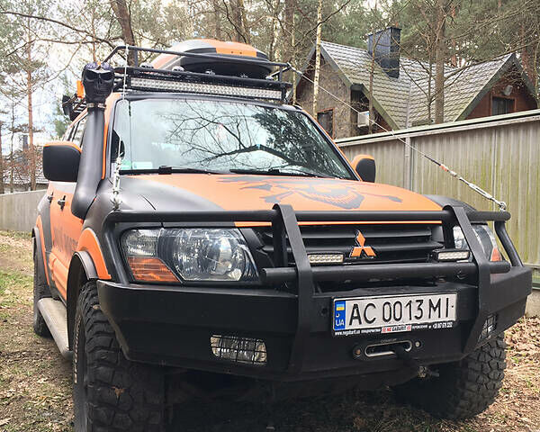 Сірий Міцубісі Паджеро Вагон, об'ємом двигуна 3.2 л та пробігом 285 тис. км за 15000 $, фото 6 на Automoto.ua