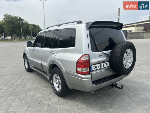 Серый Мицубиси Паджеро Вагон, объемом двигателя 2.97 л и пробегом 299 тыс. км за 8999 $, фото 2 на Automoto.ua
