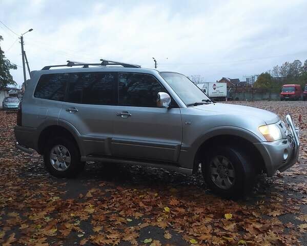 Сірий Міцубісі Паджеро Вагон, об'ємом двигуна 3.2 л та пробігом 370 тис. км за 7850 $, фото 9 на Automoto.ua