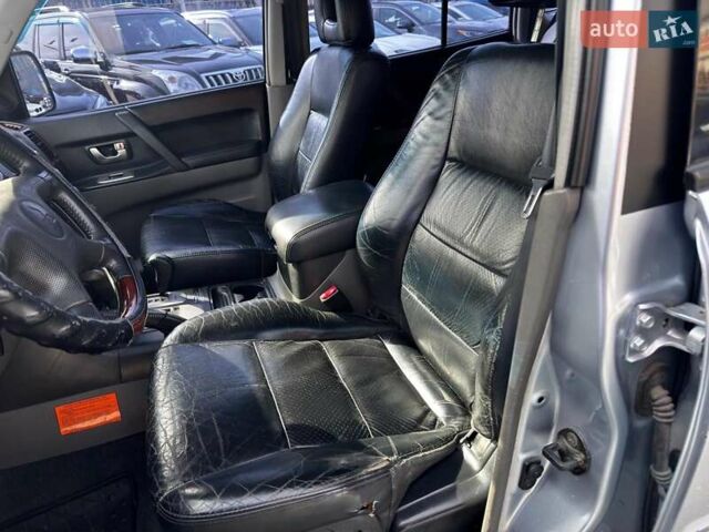 Мицубиси Паджеро Вагон 2003 в Харькове на Automoto.ua Серый Мицубиси Паджеро Вагон, объемом двигателя 3.2 л и пробегом 318 тыс. км за 7490 $, фото 14 на Automoto.ua