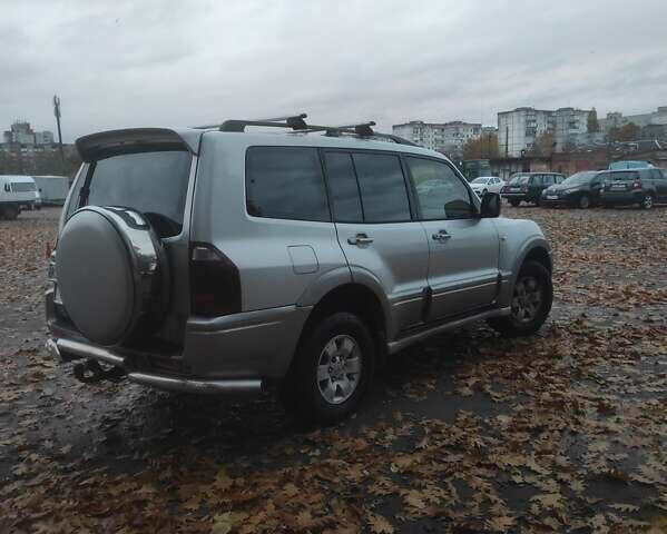 Сірий Міцубісі Паджеро Вагон, об'ємом двигуна 3.2 л та пробігом 370 тис. км за 7850 $, фото 3 на Automoto.ua