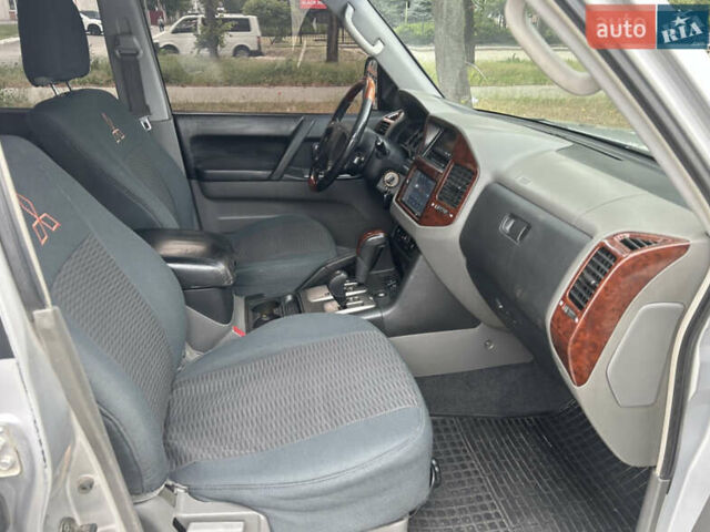 Серый Мицубиси Паджеро Вагон, объемом двигателя 2.97 л и пробегом 299 тыс. км за 8999 $, фото 13 на Automoto.ua