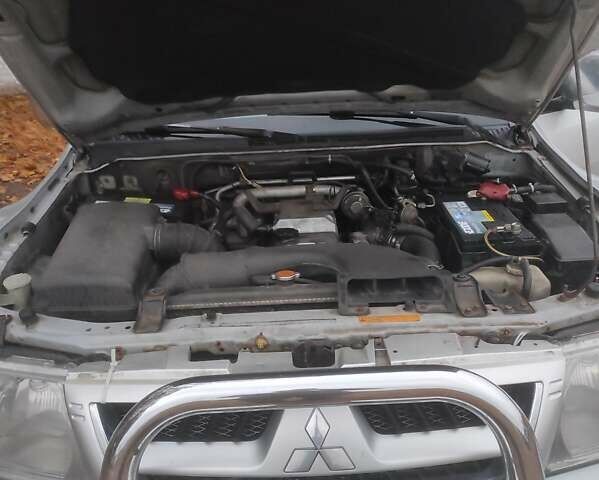 Сірий Міцубісі Паджеро Вагон, об'ємом двигуна 3.2 л та пробігом 370 тис. км за 7850 $, фото 26 на Automoto.ua