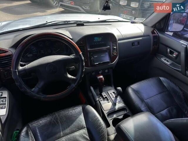 Мицубиси Паджеро Вагон 2003 в Харькове на Automoto.ua Серый Мицубиси Паджеро Вагон, объемом двигателя 3.2 л и пробегом 318 тыс. км за 7490 $, фото 19 на Automoto.ua