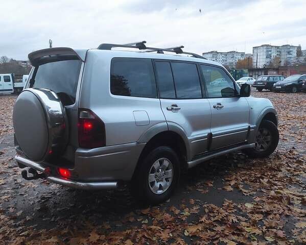Сірий Міцубісі Паджеро Вагон, об'ємом двигуна 3.2 л та пробігом 370 тис. км за 7850 $, фото 10 на Automoto.ua