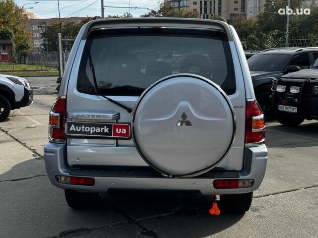 Сірий Міцубісі Паджеро Вагон, об'ємом двигуна 3.2 л та пробігом 318 тис. км за 7490 $, фото 4 на Automoto.ua