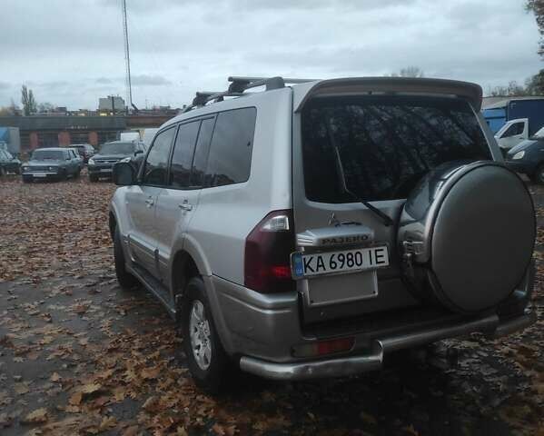 Сірий Міцубісі Паджеро Вагон, об'ємом двигуна 3.2 л та пробігом 370 тис. км за 7850 $, фото 1 на Automoto.ua