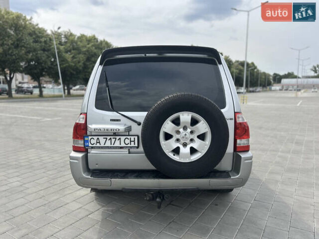 Серый Мицубиси Паджеро Вагон, объемом двигателя 2.97 л и пробегом 299 тыс. км за 8999 $, фото 3 на Automoto.ua