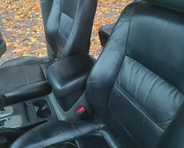 Сірий Міцубісі Паджеро Вагон, об'ємом двигуна 3.2 л та пробігом 370 тис. км за 7850 $, фото 16 на Automoto.ua