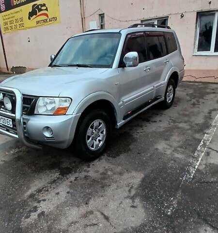 Сірий Міцубісі Паджеро Вагон, об'ємом двигуна 2.97 л та пробігом 318 тис. км за 6800 $, фото 2 на Automoto.ua