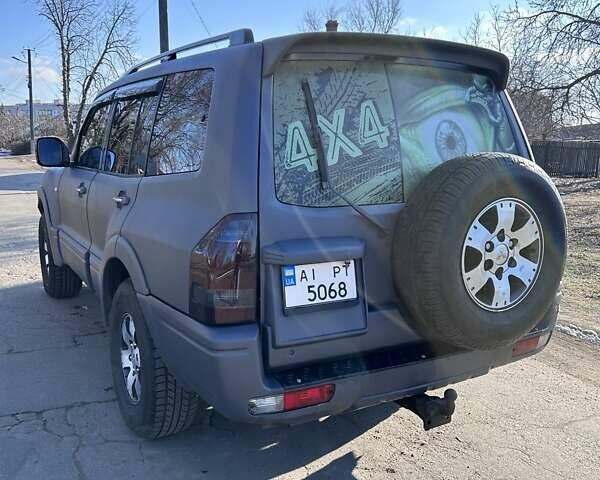 Серый Мицубиси Паджеро Вагон, объемом двигателя 3.2 л и пробегом 440 тыс. км за 10500 $, фото 4 на Automoto.ua