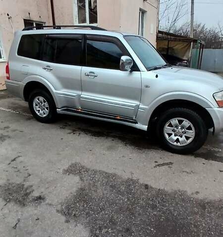 Сірий Міцубісі Паджеро Вагон, об'ємом двигуна 2.97 л та пробігом 318 тис. км за 6800 $, фото 1 на Automoto.ua