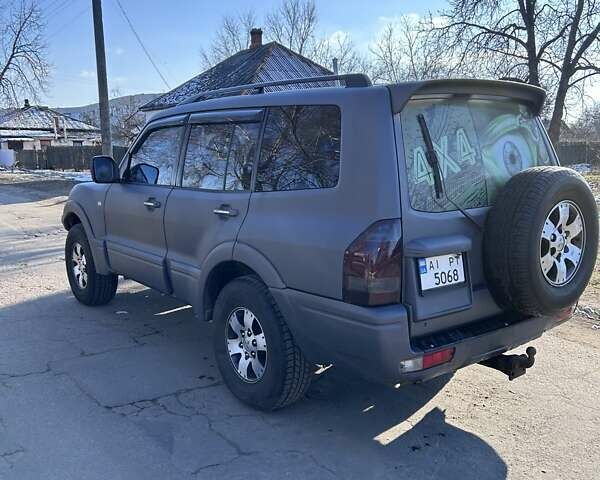 Серый Мицубиси Паджеро Вагон, объемом двигателя 3.2 л и пробегом 440 тыс. км за 10500 $, фото 3 на Automoto.ua