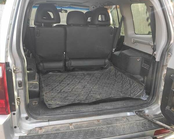 Сірий Міцубісі Паджеро Вагон, об'ємом двигуна 3.2 л та пробігом 252 тис. км за 10000 $, фото 7 на Automoto.ua