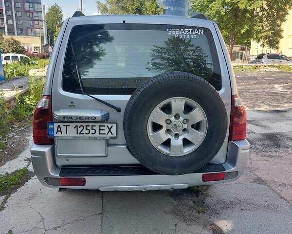 Серый Мицубиси Паджеро Вагон, объемом двигателя 3.2 л и пробегом 270 тыс. км за 8200 $, фото 2 на Automoto.ua