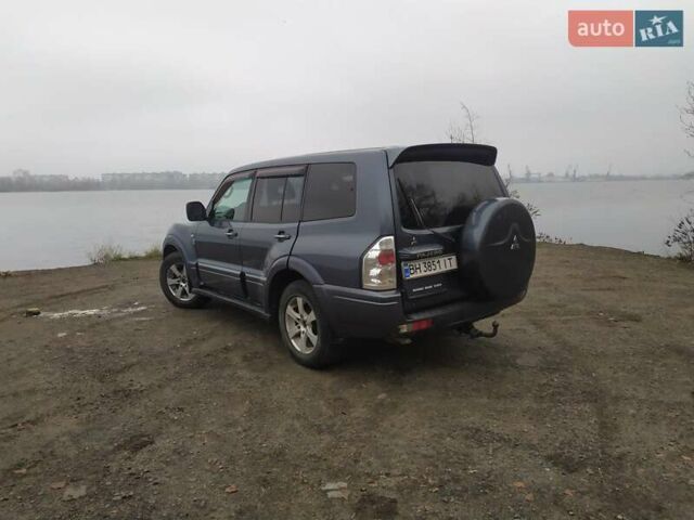 Серый Мицубиси Паджеро Вагон, объемом двигателя 3.2 л и пробегом 328 тыс. км за 8900 $, фото 5 на Automoto.ua