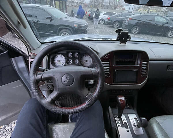 Серый Мицубиси Паджеро Вагон, объемом двигателя 3.83 л и пробегом 355 тыс. км за 7300 $, фото 10 на Automoto.ua