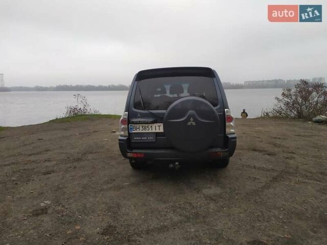 Серый Мицубиси Паджеро Вагон, объемом двигателя 3.2 л и пробегом 328 тыс. км за 8900 $, фото 4 на Automoto.ua
