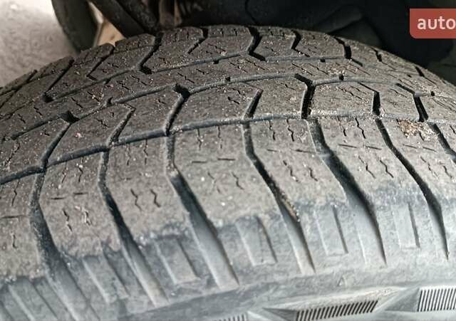 Серый Мицубиси Паджеро Вагон, объемом двигателя 3.2 л и пробегом 252 тыс. км за 12500 $, фото 113 на Automoto.ua