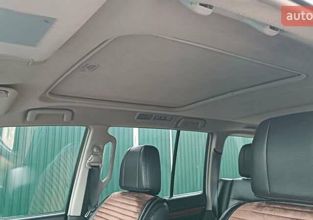 Серый Мицубиси Паджеро Вагон, объемом двигателя 3.2 л и пробегом 252 тыс. км за 12500 $, фото 57 на Automoto.ua