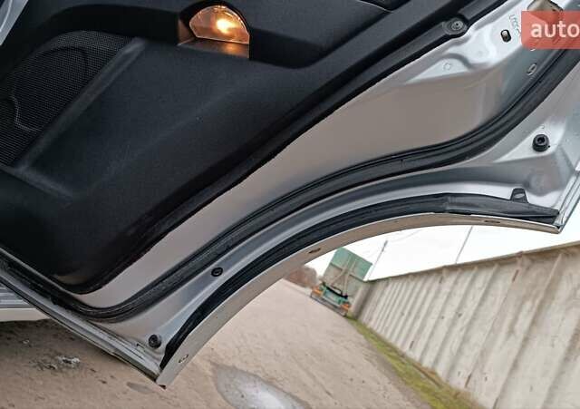 Серый Мицубиси Паджеро Вагон, объемом двигателя 3.2 л и пробегом 252 тыс. км за 12500 $, фото 75 на Automoto.ua