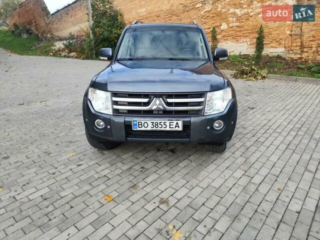 Серый Мицубиси Паджеро Вагон, объемом двигателя 2.97 л и пробегом 290 тыс. км за 9000 $, фото 3 на Automoto.ua