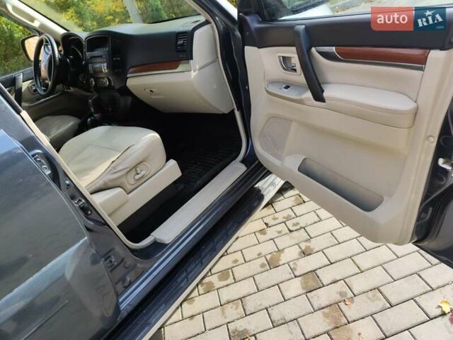 Серый Мицубиси Паджеро Вагон, объемом двигателя 2.97 л и пробегом 290 тыс. км за 9000 $, фото 10 на Automoto.ua