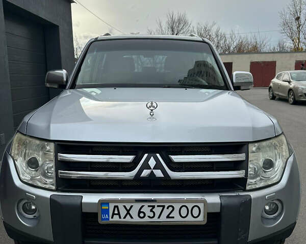 Міцубісі Паджеро Вагон 2007 у Харкові на Automoto.ua Сірий Міцубісі Паджеро Вагон, об'ємом двигуна 2.97 л та пробігом 279 тис. км за 11500 $, фото 9 на Automoto.ua