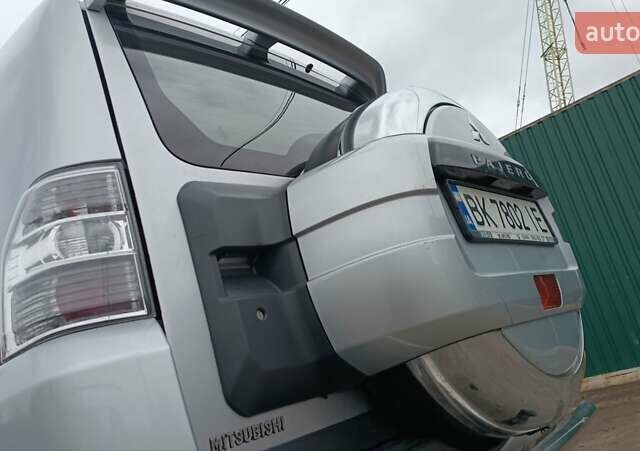 Серый Мицубиси Паджеро Вагон, объемом двигателя 3.2 л и пробегом 252 тыс. км за 12500 $, фото 38 на Automoto.ua