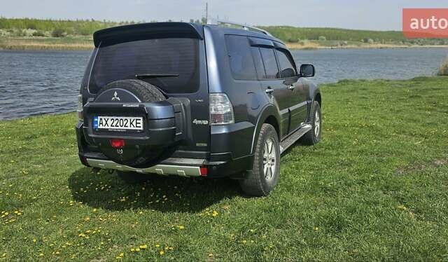 Серый Мицубиси Паджеро Вагон, объемом двигателя 3 л и пробегом 300 тыс. км за 12500 $, фото 9 на Automoto.ua