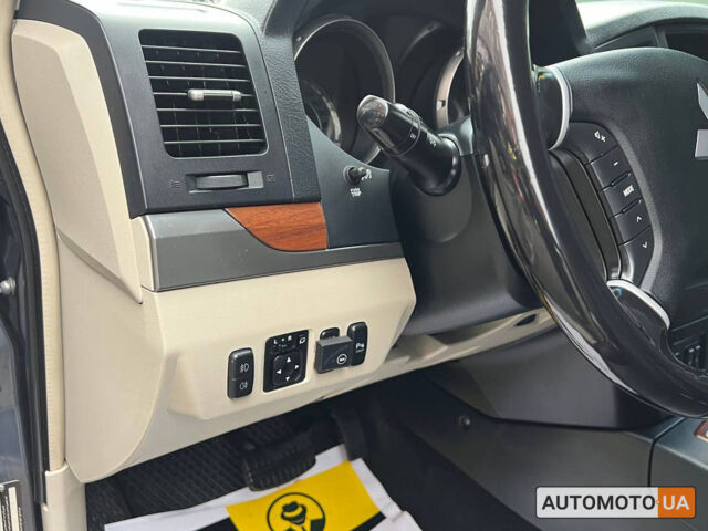 Серый Мицубиси Паджеро Вагон, объемом двигателя 3 л и пробегом 199 тыс. км за 12700 $, фото 7 на Automoto.ua