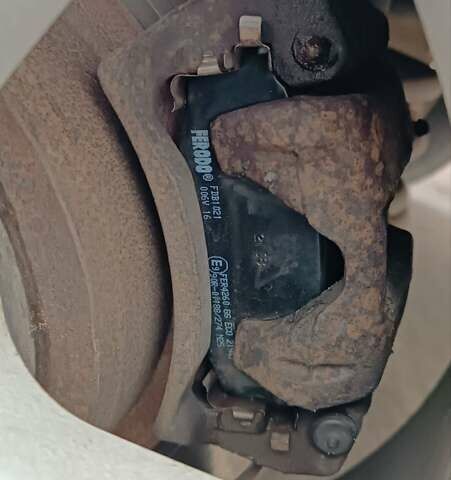 Серый Мицубиси Паджеро Вагон, объемом двигателя 3.2 л и пробегом 252 тыс. км за 12500 $, фото 111 на Automoto.ua