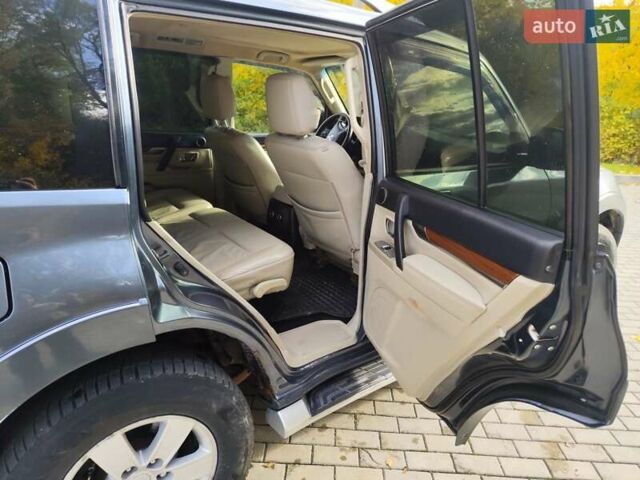 Серый Мицубиси Паджеро Вагон, объемом двигателя 2.97 л и пробегом 290 тыс. км за 9000 $, фото 9 на Automoto.ua