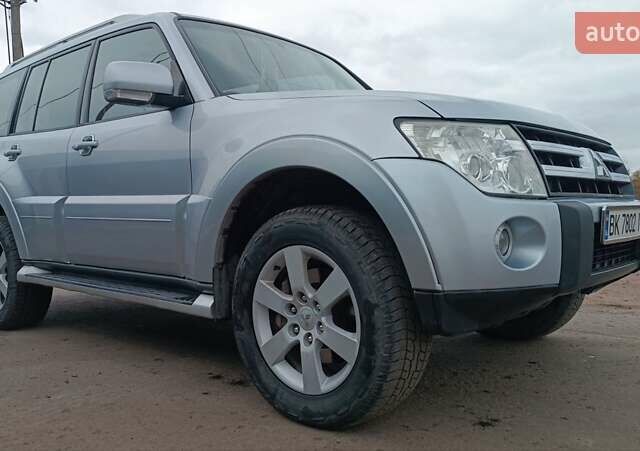 Серый Мицубиси Паджеро Вагон, объемом двигателя 3.2 л и пробегом 252 тыс. км за 12500 $, фото 30 на Automoto.ua