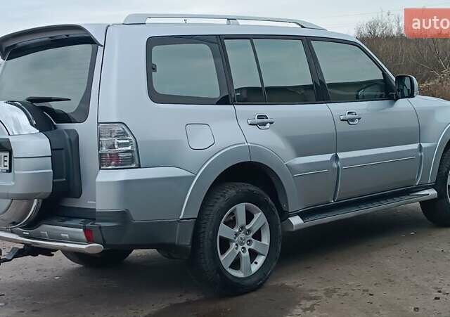 Серый Мицубиси Паджеро Вагон, объемом двигателя 3.2 л и пробегом 252 тыс. км за 12500 $, фото 14 на Automoto.ua