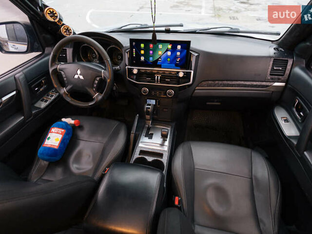 Серый Мицубиси Паджеро Вагон, объемом двигателя 3.2 л и пробегом 412 тыс. км за 15700 $, фото 24 на Automoto.ua